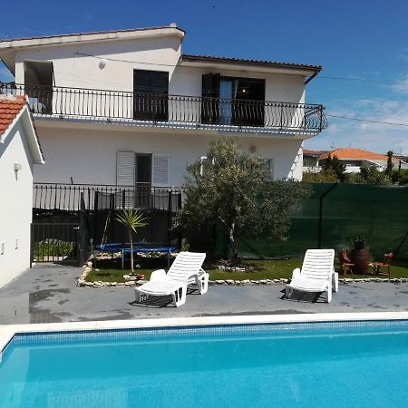 Villa Bellava โตรกีร์ ภายนอก รูปภาพ