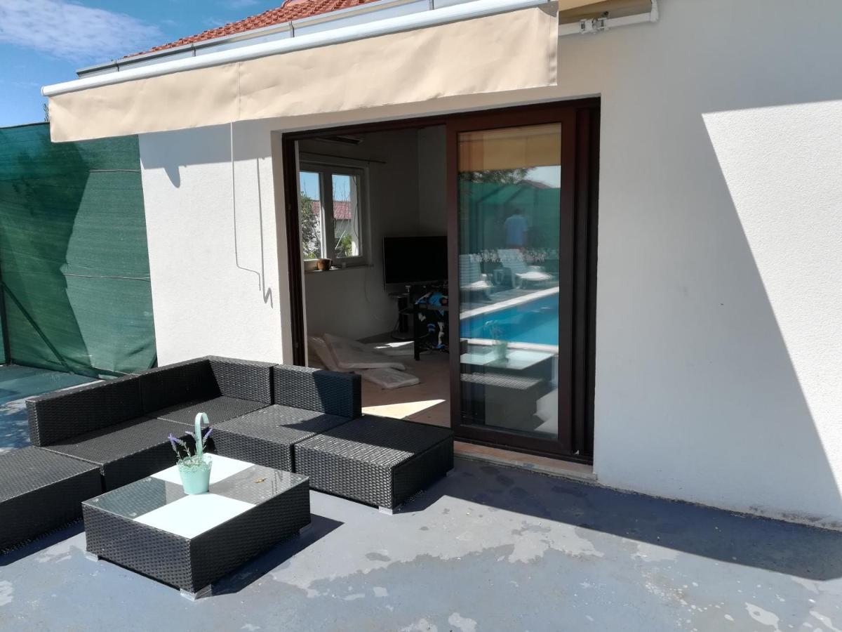 Villa Bellava โตรกีร์ ภายนอก รูปภาพ